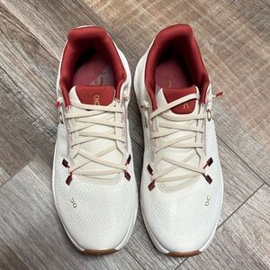 NEW Women's White & Pearl On Cloud Cloudnova Lightweight Sneakers, size 6